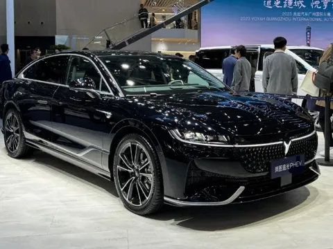 "Ông trùm" xe tải tại Việt Nam trình làng siêu phẩm sedan: "ăn" xăng ít hơn cả xe máy chỉ 0,5 lít/100 km, giá chưa đến 900 triệu đồng