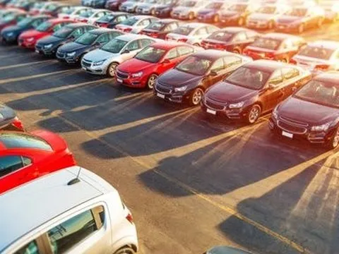 Ngành ô tô quý III/2023: Sức mua yếu kéo kết quả kinh doanh đi lùi