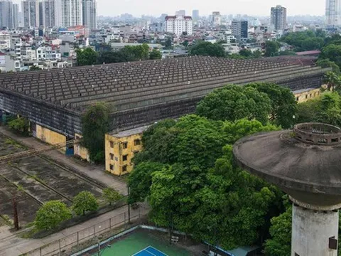 Hình ảnh khó tin ở nhà máy xe lửa lớn nhất Việt Nam: Tương lai bất định của 20 ha 'đất vàng' giữa Thủ đô