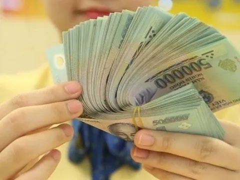 Đề xuất doanh nghiệp trả lương, thưởng Tết Nguyên đán trước 20 ngày