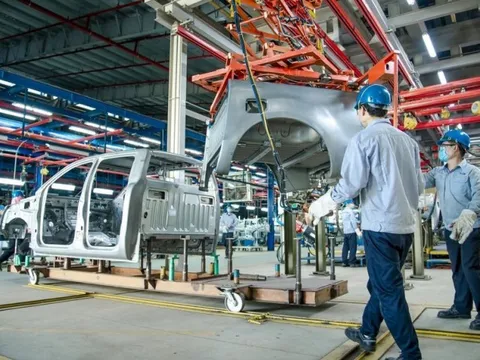 Bộ Tài chính không đồng ý kiến nghị để phụ tùng, linh kiện ô tô nhập khẩu hưởng mức thuế 0%