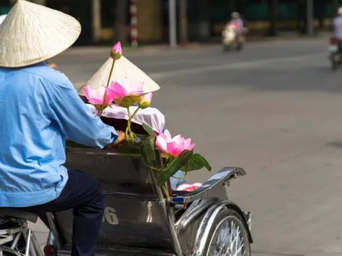 Miền Bắc chuẩn bị đón không khí lạnh tăng cường, mưa lớn dồn dập quay trở lại miền Trung