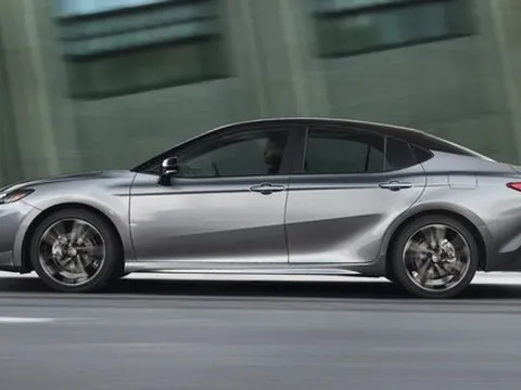 Những nét mới trên Toyota Camry 2025