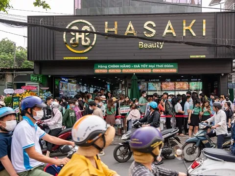 Sau khi cùng đối tác chi 400 triệu USD mua cổ phần của The CrownX, Alibaba sẽ tiếp tục đầu tư vào chuỗi bán lẻ mỹ phẩm Hasaki tại Việt Nam