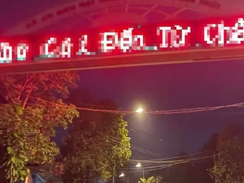 Vì sao bảng điện tử LED ở nhiều tỉnh thành chạy dòng chữ nhạy cảm?