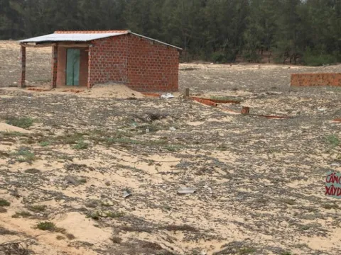 Bị cưỡng chế vì xây nhà trái phép, 8 năm sau lại được bồi thường, cấp sổ đỏ