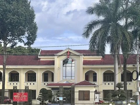 Thông tin mới vụ nhiều hiệu trưởng, hiệu phó nghỉ việc chỉ trong 2 tháng