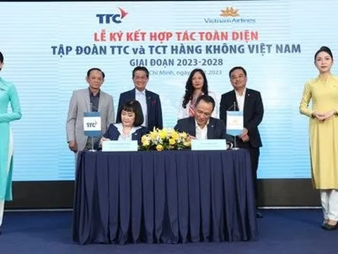 Vietnam Airlines và Tập đoàn TTC ký kết hợp tác toàn diện