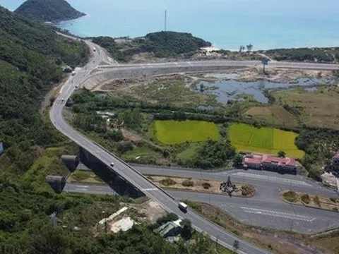 Phân luồng giao thông qua hầm Cổ Mã để thực tập cứu nạn, cứu hộ