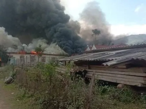 Sơn La: Cháy lớn ở trường học bán trú, một học sinh lớp 9 tử vong