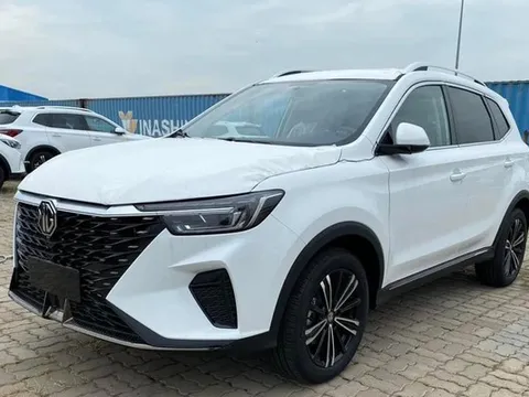 Lô MG RX5 bản tiêu chuẩn đầu tiên về Việt Nam: 'Cắt' nhiều option, giá thấp nhất 644 triệu chỉ ngang Seltos
