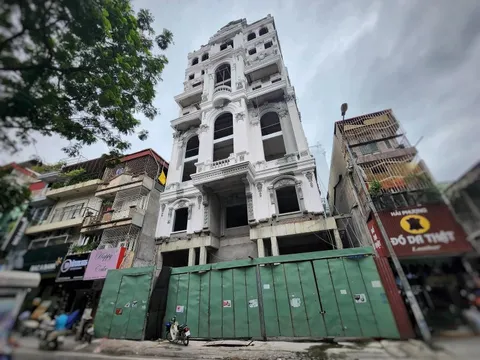 “Lâu đài” của “đại gia”: Hà Nội yêu cầu Sở Xây dựng, quận Ba Đình báo cáo ngay