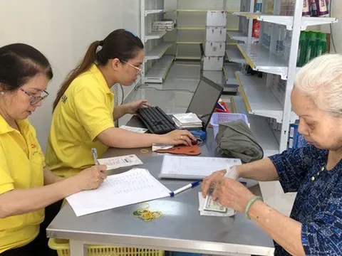 Lịch chi trả lương hưu, trợ cấp BHXH tháng 12-2023 tại TP Hồ Chí Minh