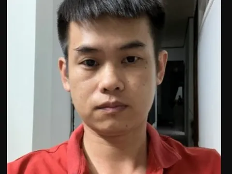 Nhân viên ngân hàng dùng chiêu thức rút tiền tỉ từ tài khoản của khách