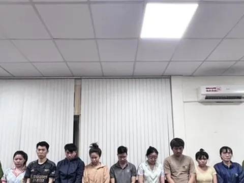 Cảnh báo thủ đoạn lừa đảo vay tiền trực tuyến, bị ghép ảnh thờ vì vay tiền qua app