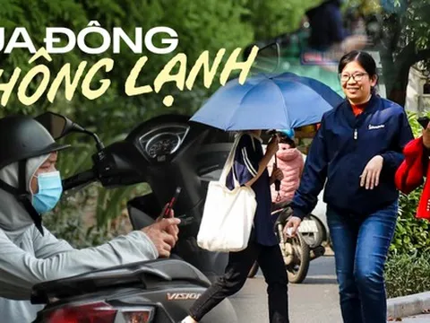 Đã vào mùa Đông nhưng Hà Nội lạ lắm: Nhiều người dân thủ đô vẫn quần cộc, áo ngắn tay đi ra đường