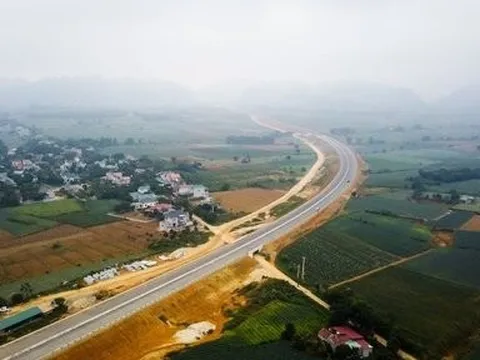 Bộ GTVT yêu cầu rà soát nâng tốc độ cao tốc 4 làn xe lên 90km/h