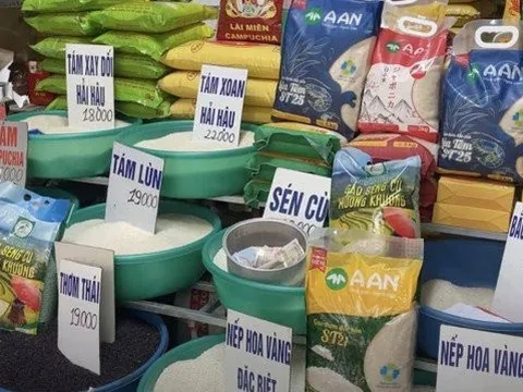 8/11 nhóm hàng hóa, dịch vụ tăng giá kéo CPI tháng 11 tăng 0,25%