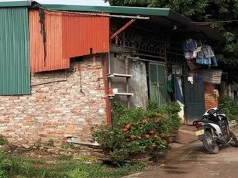 Mua đất xen kẹt, vợ chồng trẻ "khóc dở mếu dở" vì hàng loạt thứ “không”