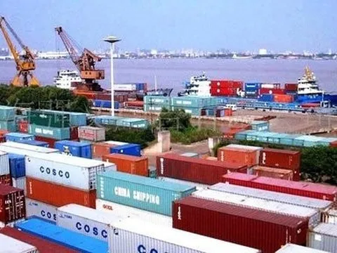 Hướng dẫn thủ tục hải quan đối với hàng hóa tạm nhập tái xuất