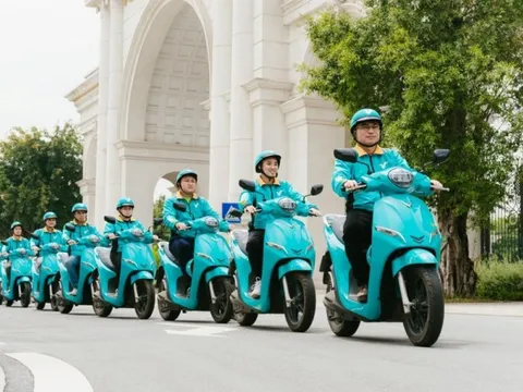 Hãng 'xe ôm' điện của tỷ phú Phạm Nhật Vượng nhảy vào mảng giao hàng: Nếu bị 'bom' hàng, tài xế được hoàn 100% tiền ứng COD, tối đa 2 triệu đồng