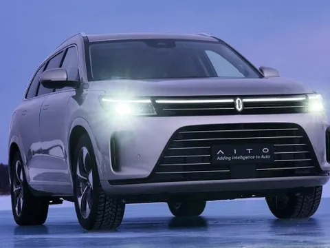 Mẫu SUV gà đẻ trứng vàng của "ông trùm công nghệ" Huawei bán chạy không tưởng 100.000 đơn hàng chỉ sau hơn 2 tháng ra mắt