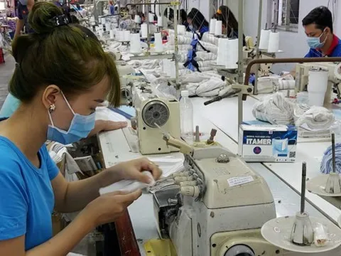 Làm gì để người lao động mặn mà với lương hưu?