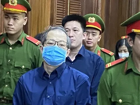 Vợ cựu Giám đốc Bệnh viện TP Thủ Đức được hưởng án treo