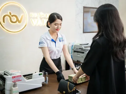 Người Bạn Vàng - Mở rộng thu mua giày và phụ kiện thời trang hàng hiệu