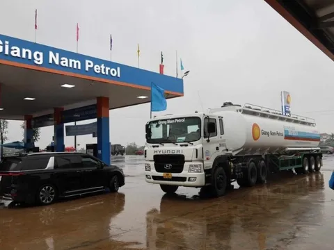 Khai trương chuỗi cửa hàng xăng dầu Giang Nam tại Hà Tĩnh