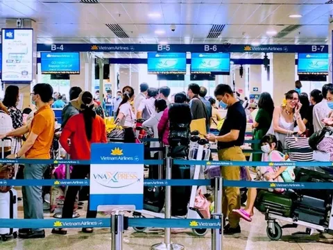 Giá vé máy bay neo cao, bài toán nhu cầu Tết Nguyên đán