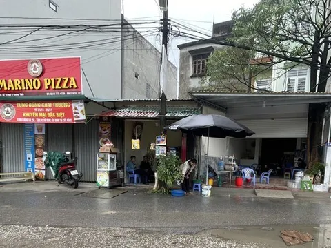 Vụ 11 học sinh nghi ngộ độc do ăn kẹo lạ, người phụ nữ bán kẹo trước trường nói gì?