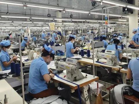 Thực hư câu chuyện "ngành dệt may Việt Nam bị Bangladesh vượt mặt, giành vị trí thứ hai trong mảng xuất khẩu vì 'xanh hóa' chậm hơn"?