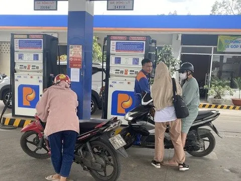Doanh nghiệp kiến nghị không xuất hóa đơn mỗi lần bơm xăng dầu dưới 200.000 đồng