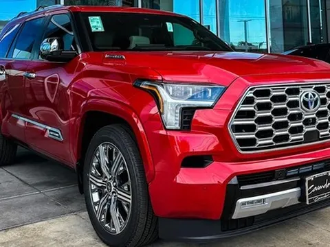Đại lý tư nhân chào bán Toyota Sequoia giá hơn 7 tỷ: SUV full-size phổ thông nhưng đắt hơn GLS và X7 tại Việt Nam
