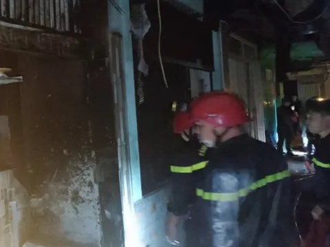 Vụ cháy nhà khiến bé gái 8 tuổi tử vong ở TP.HCM: Biết bé gái bị mắc kẹt nhưng bất lực