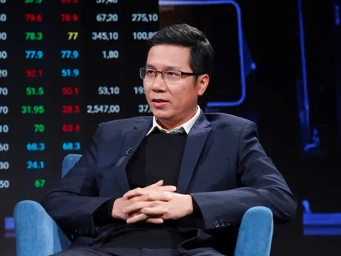 DN trên sàn của ông Lã Giang Trung bán hết CTD, HBC, VHM và SZC, mang hết tài sản uỷ thác cho ông chủ đầu tư và cho cổ đông vay