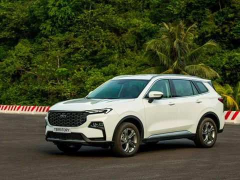 Ford Territory giảm giá gần 100 triệu còn chưa đến 740 triệu, Ranger, Everest đều ưu đãi mạnh trong tháng 12