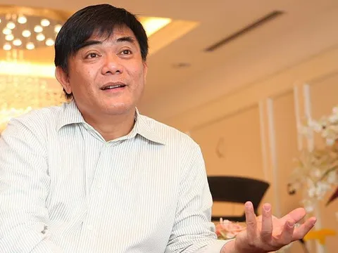 Đại gia Đường bia tuyên bố làm đường cao tốc tốt nhất mà giá thành chỉ bằng 2/3 thế giới