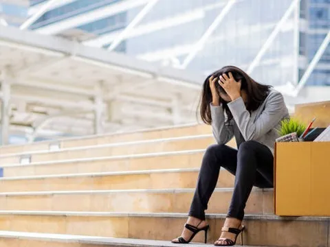 Ông Hoàng Nam Tiến nói về "tầng lớp vô dụng" mới: Lập trình viên, dân marketing, hàng chục ngàn cô gái xinh đẹp đang ngồi ở quầy ngân hàng được học hành tử tế sẽ mất việc!