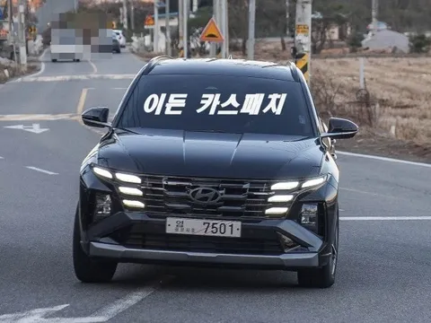 Hyundai Tucson 2024 lần đầu lộ diện ngoài đời thực, vẫn còn nhiều điểm mới chưa công bố