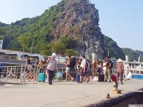 Du lịch Hải Phòng cán mốc đón gần 8 triệu lượt du khách năm 2023