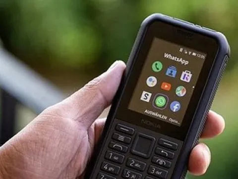 Sắp tắt sóng 2G, điện thoại 'cục gạch' hết cửa nhắn tin
