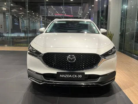 Mazda CX-30 bất ngờ tăng giá 25 triệu, giá khởi điểm gần ngang Honda HR-V