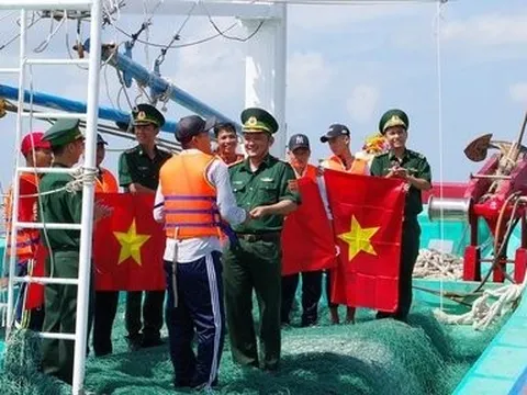 Nắm chắc tình hình, quản lý bảo vệ chặt địa bàn biên giới biển đảo