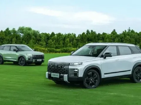 Mới nhá hàng nhưng chưa kịp bán tại thị trường Việt, mẫu SUV ăn xăng 1 lít/100 km đã có bản mới tại quê nhà, giá quy đổi hơn 400 triệu đồng