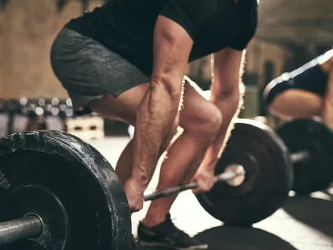 Nam thanh niên 'cầu cứu' bác sĩ vì mất ham muốn: Chuyên gia chỉ ra sai lầm tai hại