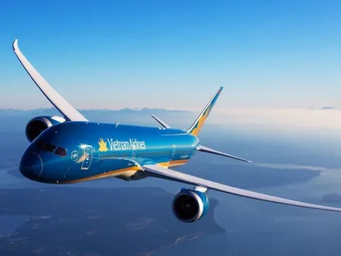 Vietnam Airlines công bố BCTC kiểm toán 2022: Vượt kế hoạch doanh thu và tiết lộ loạt nguyên nhân chưa thể thoát khó
