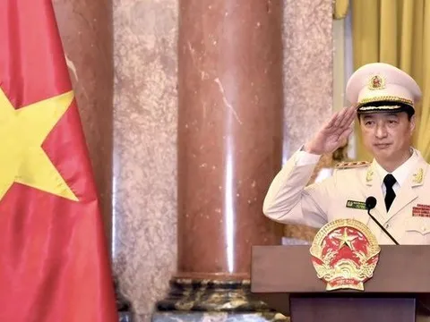 Chủ tịch nước trao quyết định thăng cấp bậc hàm Thượng tướng cho Thứ trưởng Bộ Công an Nguyễn Duy Ngọc