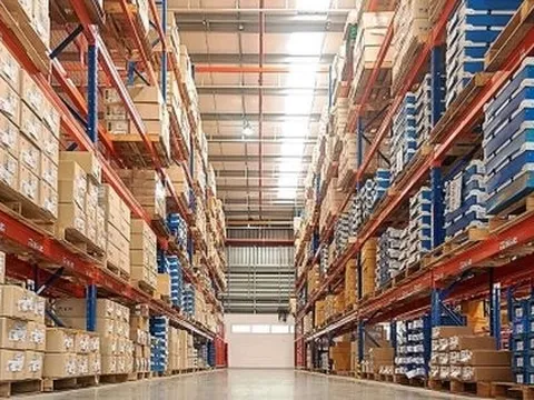 Một đại gia điện máy sở hữu một loạt bất động sản đắc địa bị ngân hàng thông báo siết nợ